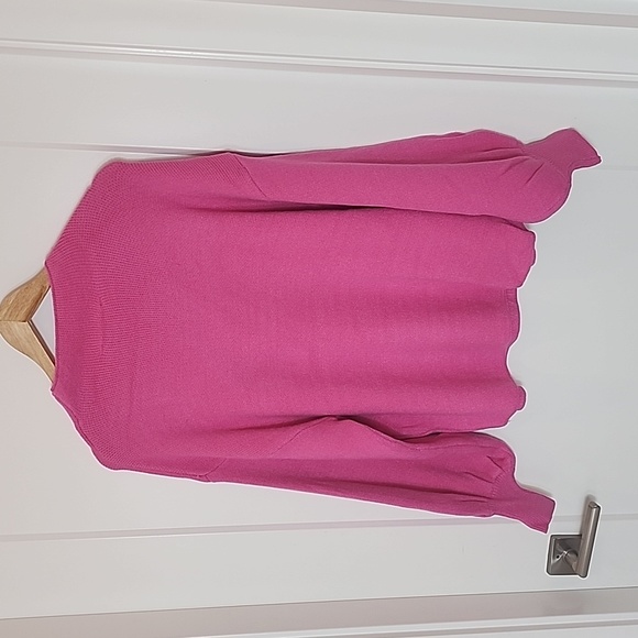 Balloon sleeve sweater - Picture 3 of 3